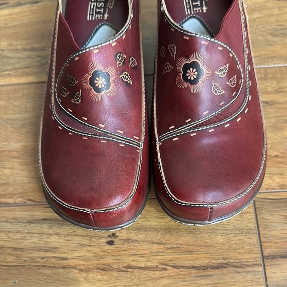 L'ATISTE Burbank Bordeux Maroon Red Leather Clogs size 8.5/39 - Picture 9 of 11